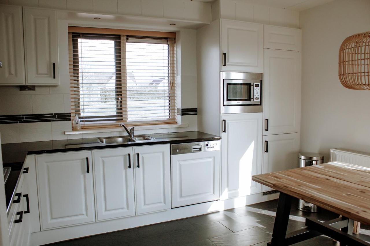 Luxus Familienvilla Mit Jacuzzi & Sauna 2 Tzummarum Dış mekan fotoğraf
